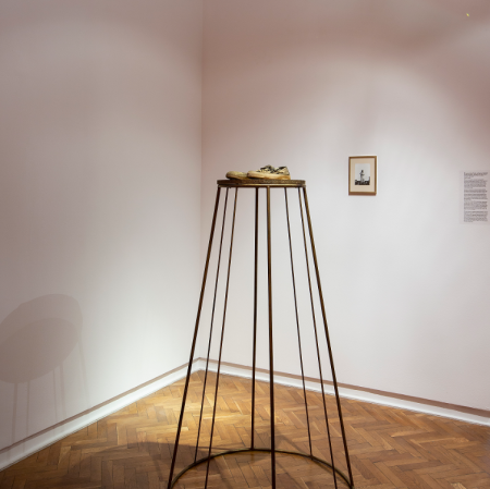 James Lee Byars. Widok na wystawę "W jakim pięknym miejscu jesteśmy", fot. P. Tomczyk