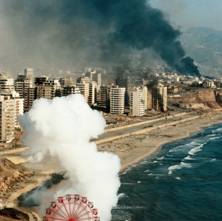 Yan Morvan (b. 1954), "Beyrouth Ouest ; de la série « La ligne verte » / West Beirut; from the « Green Line » series", 1982, colour photograph, 50 × 40 cm, collection of Antoine de Galbert, Paris, courtesy of the "Sit Down" gallery