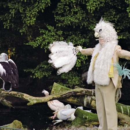 Pauline Boudry, Renate Lorentz "Charming for the Revolution", 2009, movie, Collection of the Muzeum Sztuki in Łódź